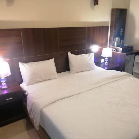 Nice View Hotel فندق الأطلالة الجميلة للعائلات فقط Aqaba Ngoại thất bức ảnh